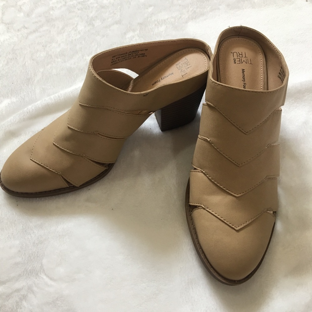 Time and True Heeled Bootie Mules 8.5